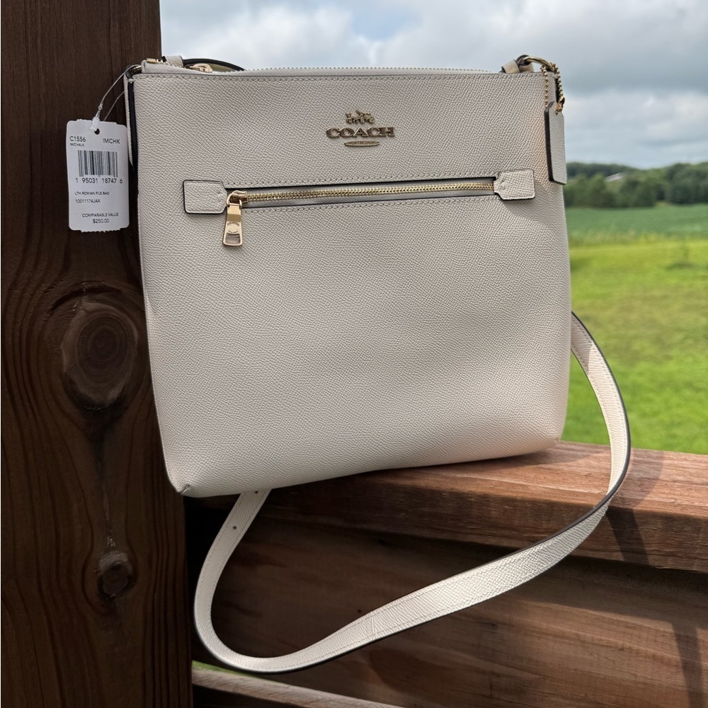 Coach Rowan File Bag 
Style C1556